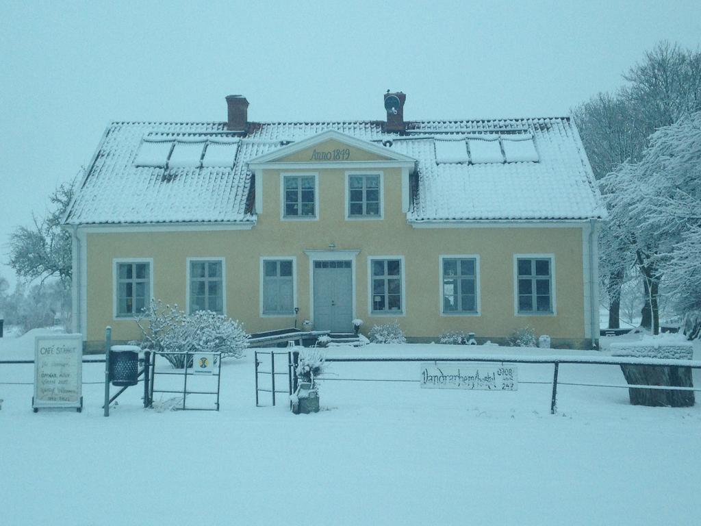Takern Vandrarhem Svanshals Luaran gambar